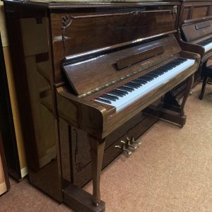 Samick Mahogany Piano
